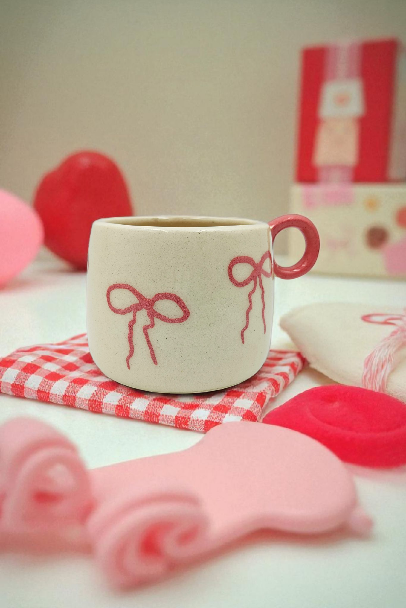Rosy Ribbon Cup